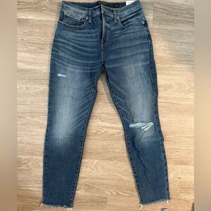 Lucky brand Ava Midrise Skinny jeans